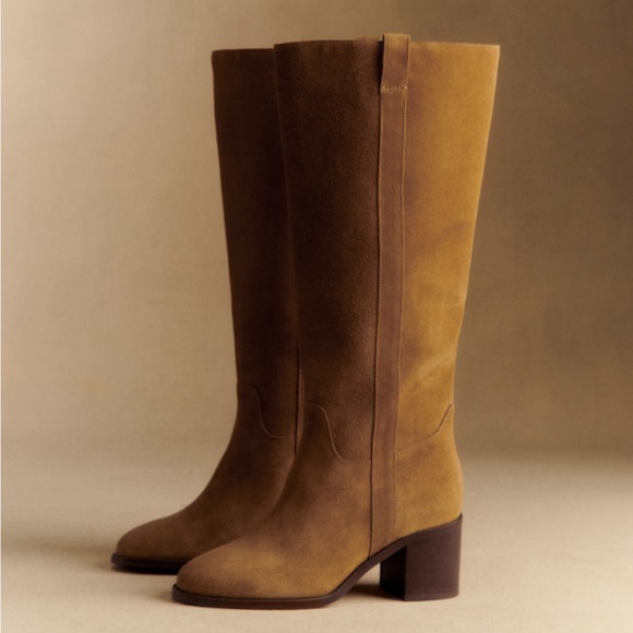 Sezane Shoes - Sezane Suede Garret Boots